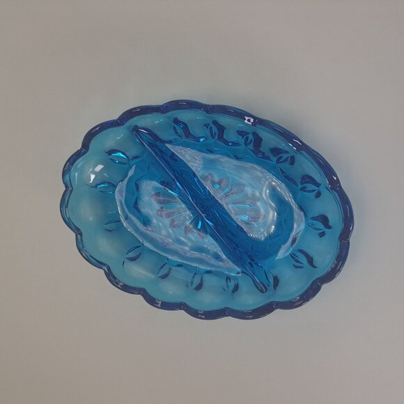 Fairfield Laser Blue Oval Divided Relish Dish By Anchor Hocking - Picture 3 of 8